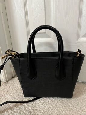 Dagne Dover Petite Legend Tote w/crossbody strap Excellent Condition Black/Onyx